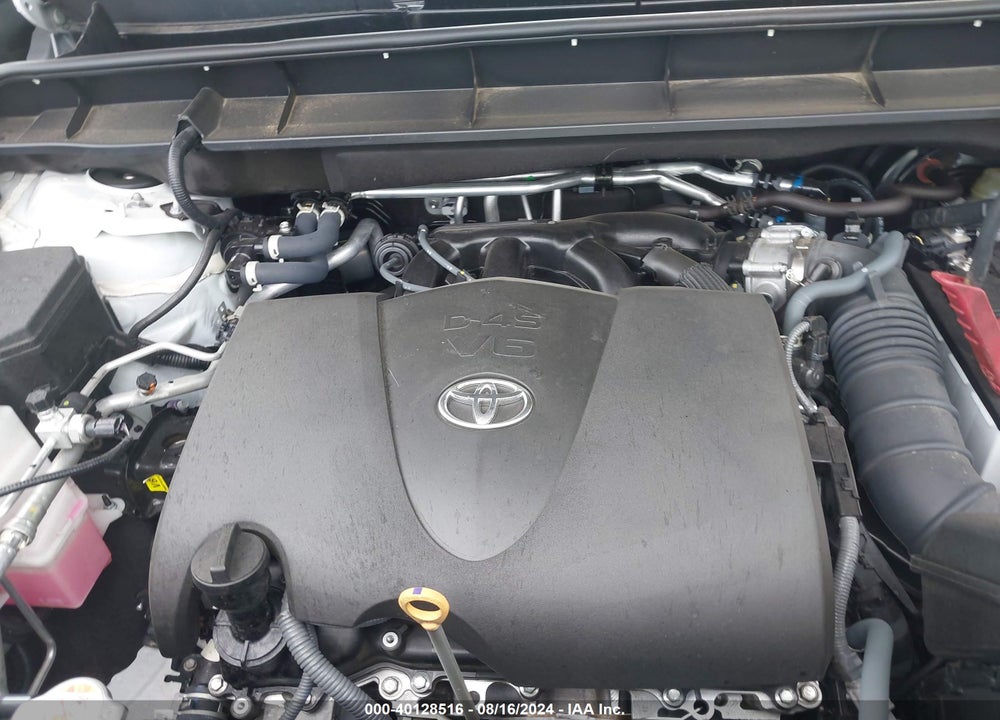 2022 TOYOTA HIGHLANDER XLE VIN: 5TDGZRBH0NS576476