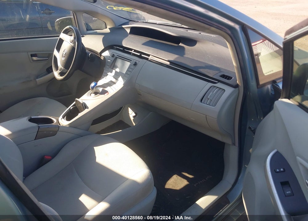 2015 TOYOTA PRIUS THREE VIN: JTDKN3DU6F1897594