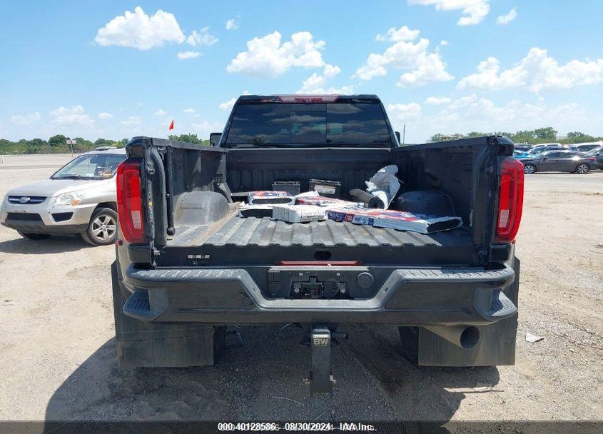 2022 GMC SIERRA 3500HD 4WD  LONG BED DENALI VIN: 1GT49WEY3NF304890