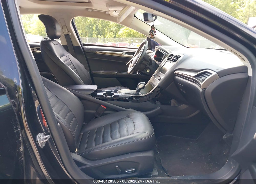 2014 FORD FUSION SE VIN: 1FA6P0HD7E5385909