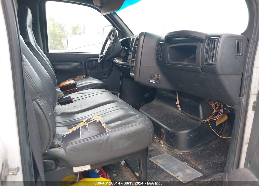2005 GMC C5500 VIN: 1GDG5C1E45F905756