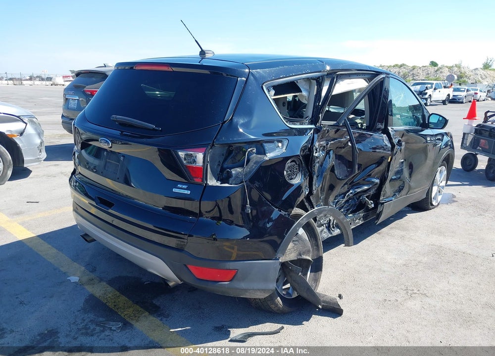2017 FORD ESCAPE SE VIN: 1FMCU0G9XHUC52750