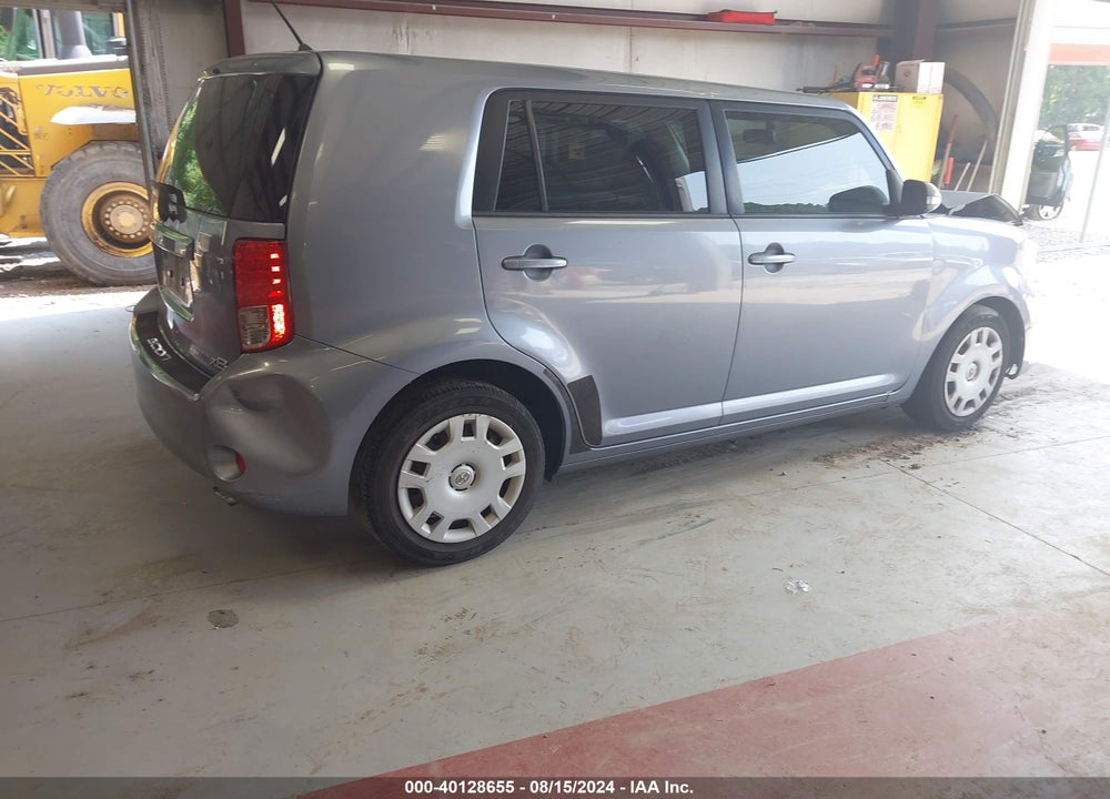 2012 SCION XB VIN: JTLZE4FEXCJ002652