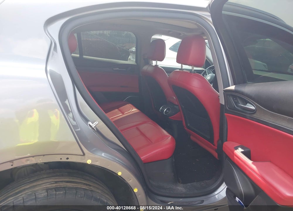 2018 ALFA ROMEO STELVIO TI VIN: ZASFAKBNXJ7B97321