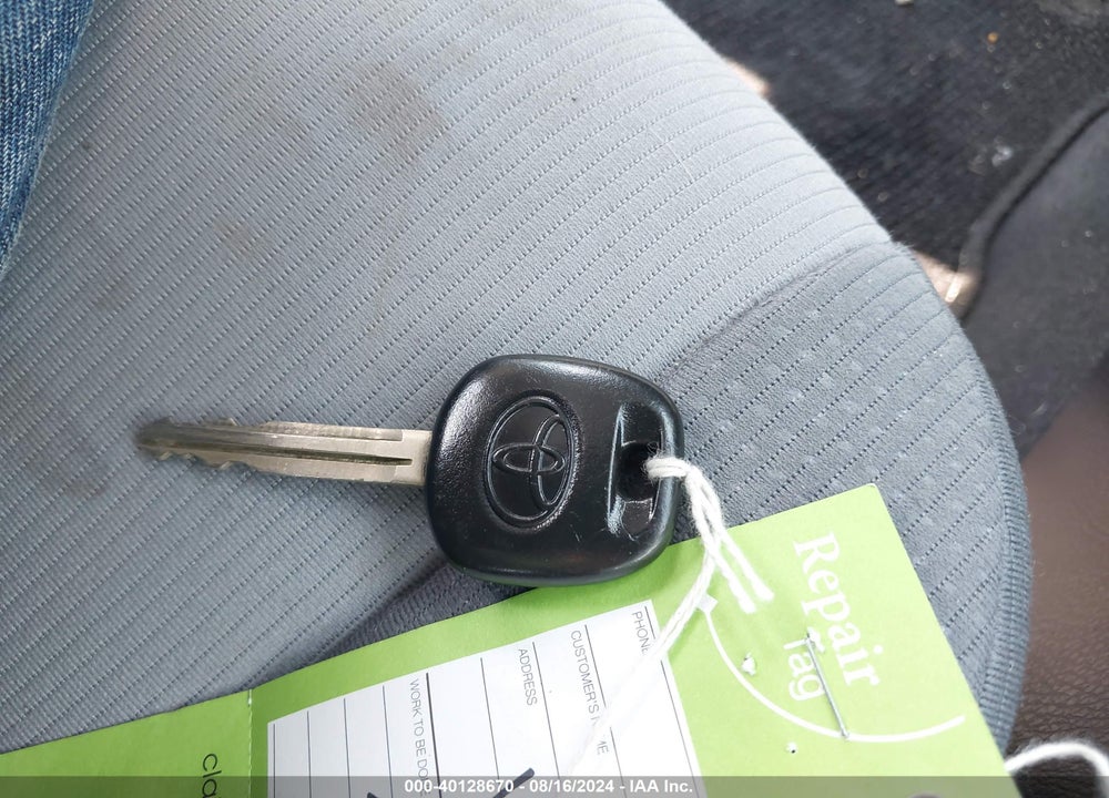 2014 TOYOTA COROLLA L VIN: 2T1BURHE9EC182344