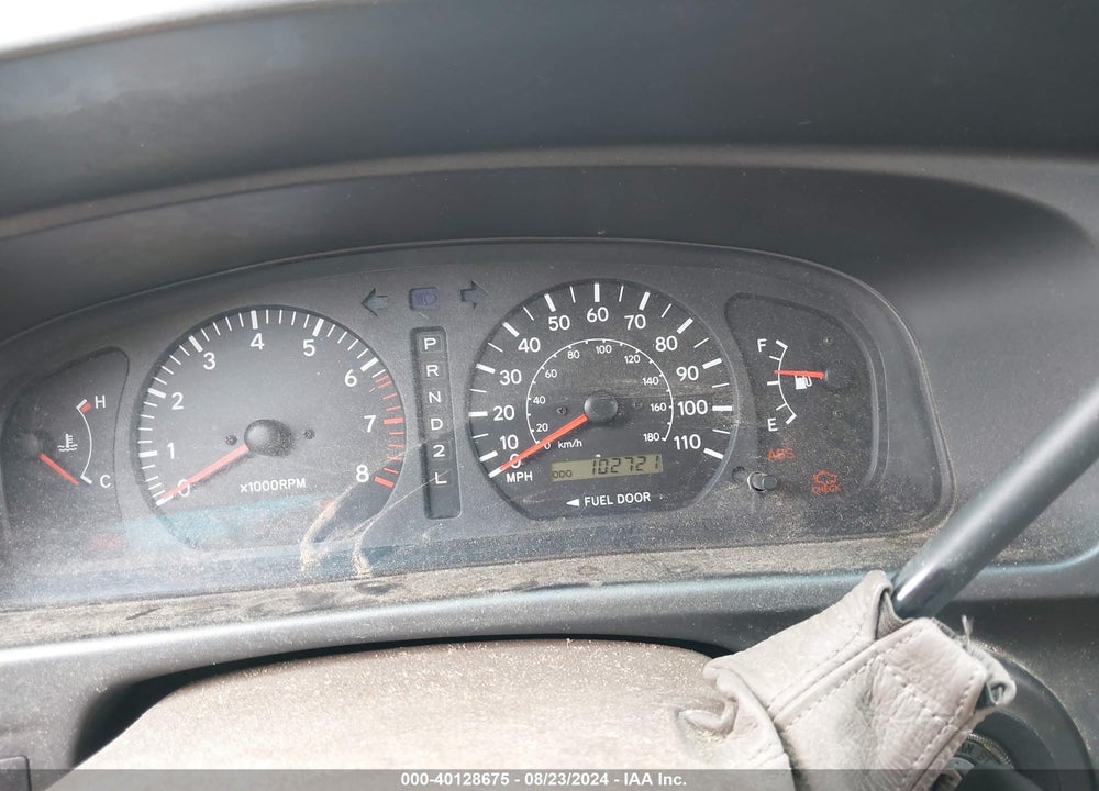 2000 TOYOTA SIENNA XLE VIN: 4T3ZF13C2YU255774