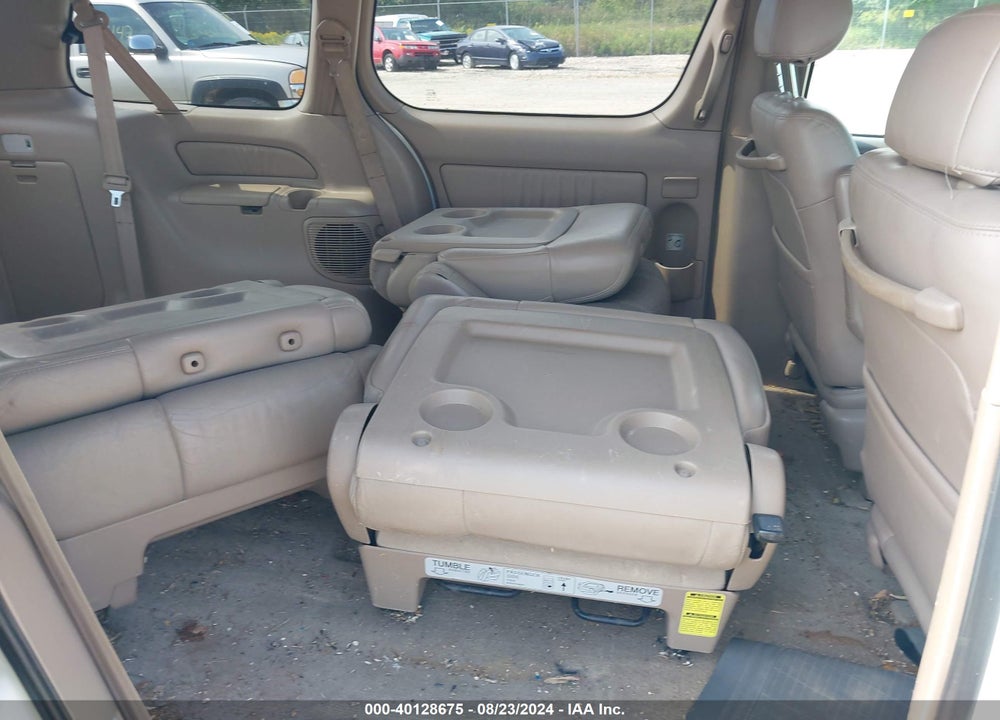 2000 TOYOTA SIENNA XLE VIN: 4T3ZF13C2YU255774