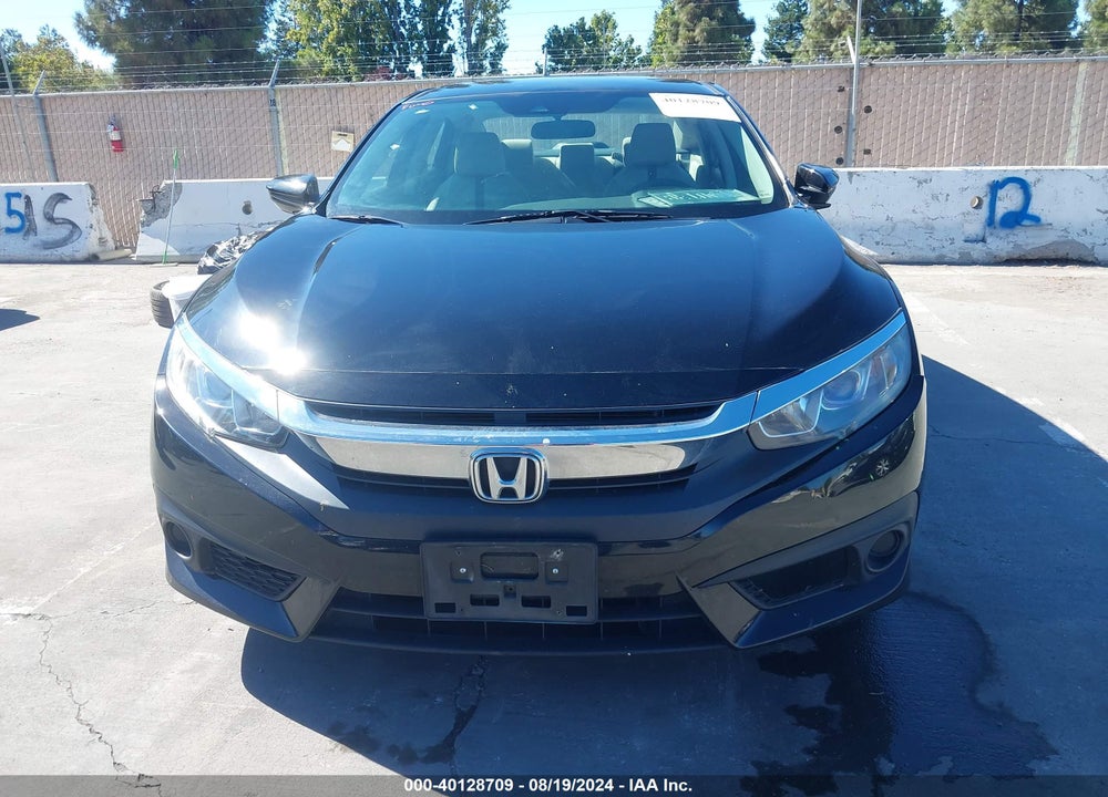 2018 HONDA CIVIC LX VIN: 2HGFC2F63JH547867