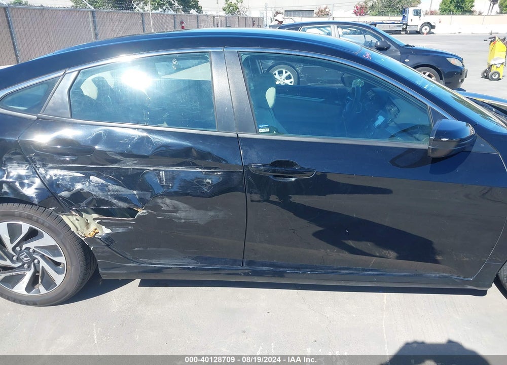 2018 HONDA CIVIC LX VIN: 2HGFC2F63JH547867