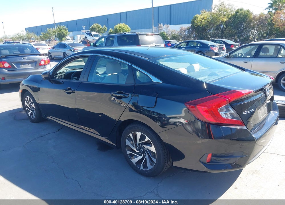 2018 HONDA CIVIC LX VIN: 2HGFC2F63JH547867