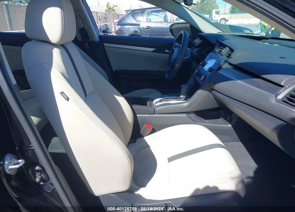 2018 HONDA CIVIC LX VIN: 2HGFC2F63JH547867