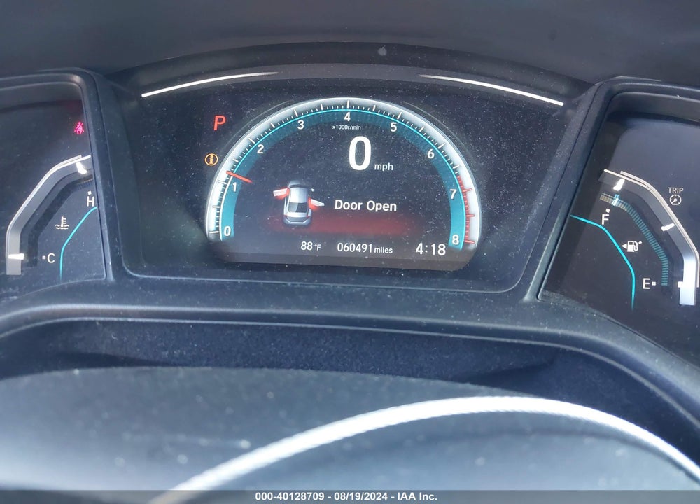 2018 HONDA CIVIC LX VIN: 2HGFC2F63JH547867