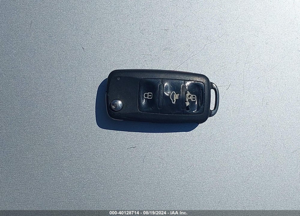2014 VOLKSWAGEN JETTA 2.0L TDI VIN: 3VWLL7AJ3EM440672