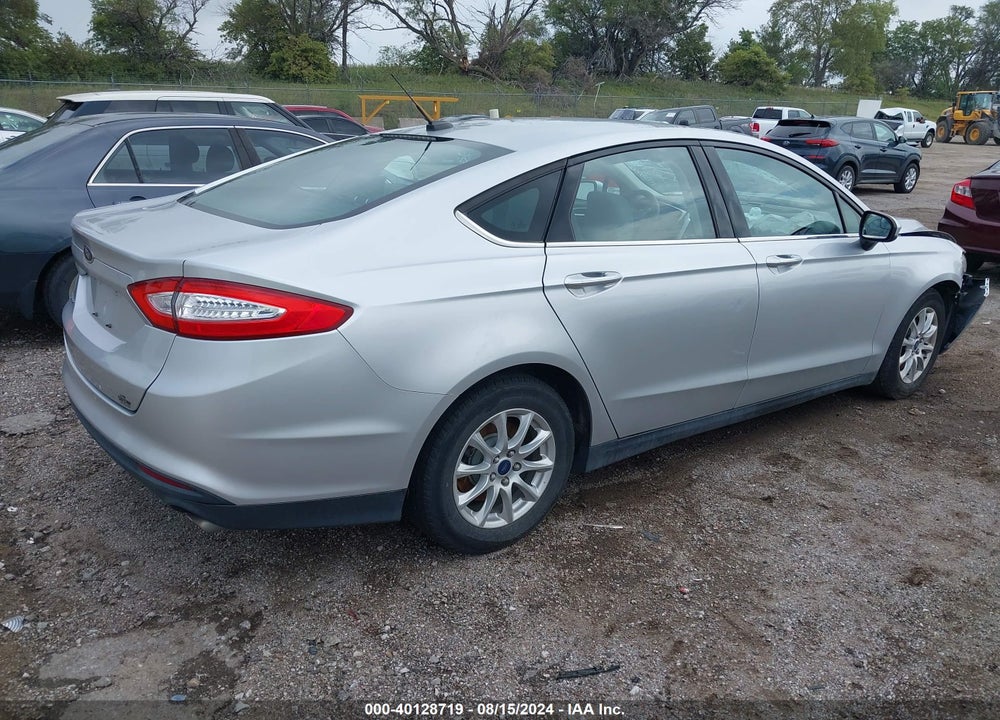 2016 FORD FUSION VIN: 3FA6P0G70GR147380