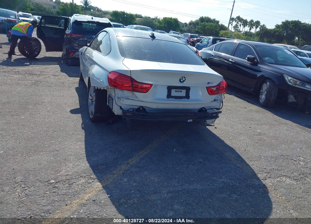 2017 BMW M4 VIN: WBS3R9C52HK708970