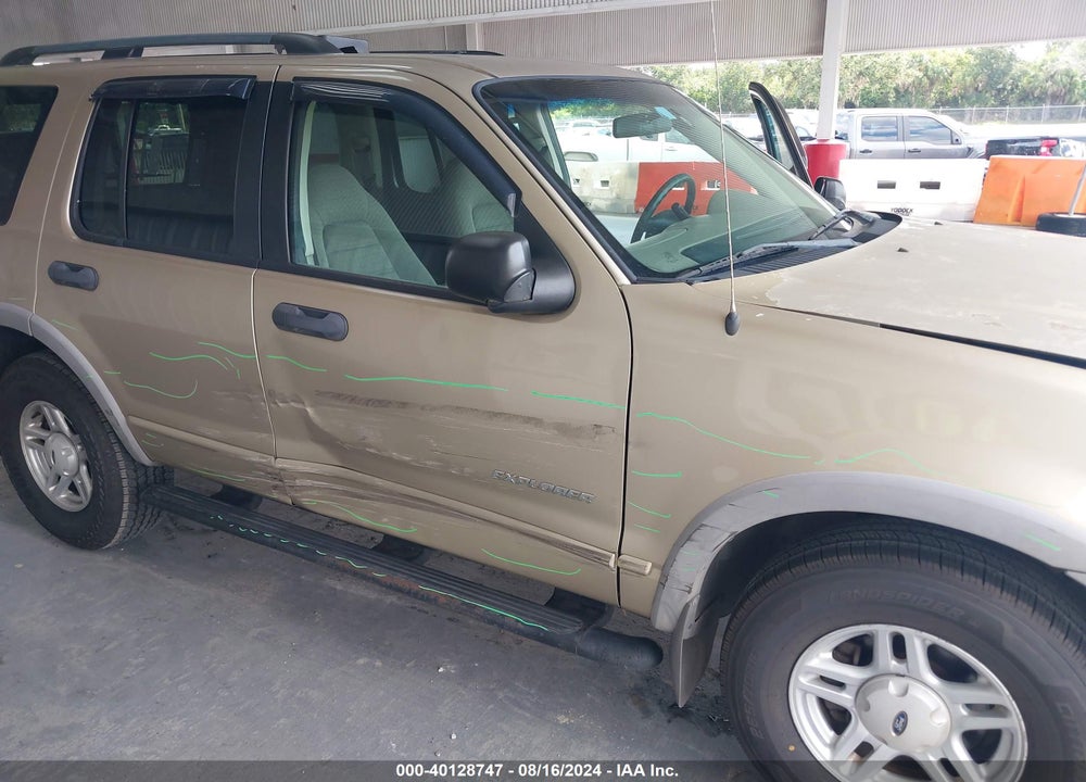2002 FORD EXPLORER XLS VIN: 1FMZU72E72UB62423