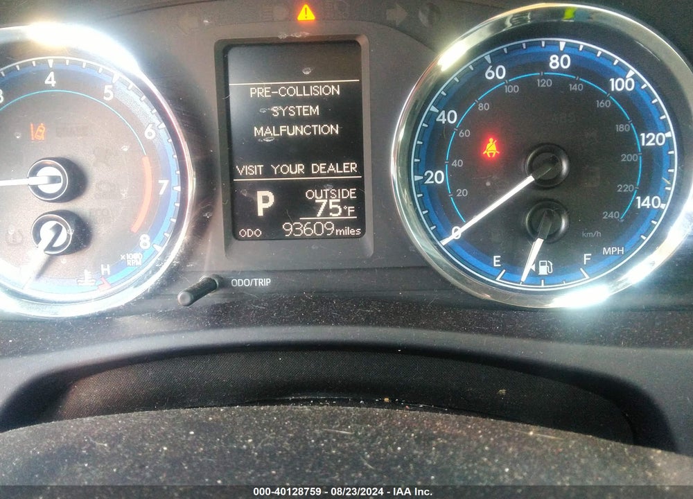 2017 TOYOTA COROLLA LE VIN: 5YFBURHE0HP696491