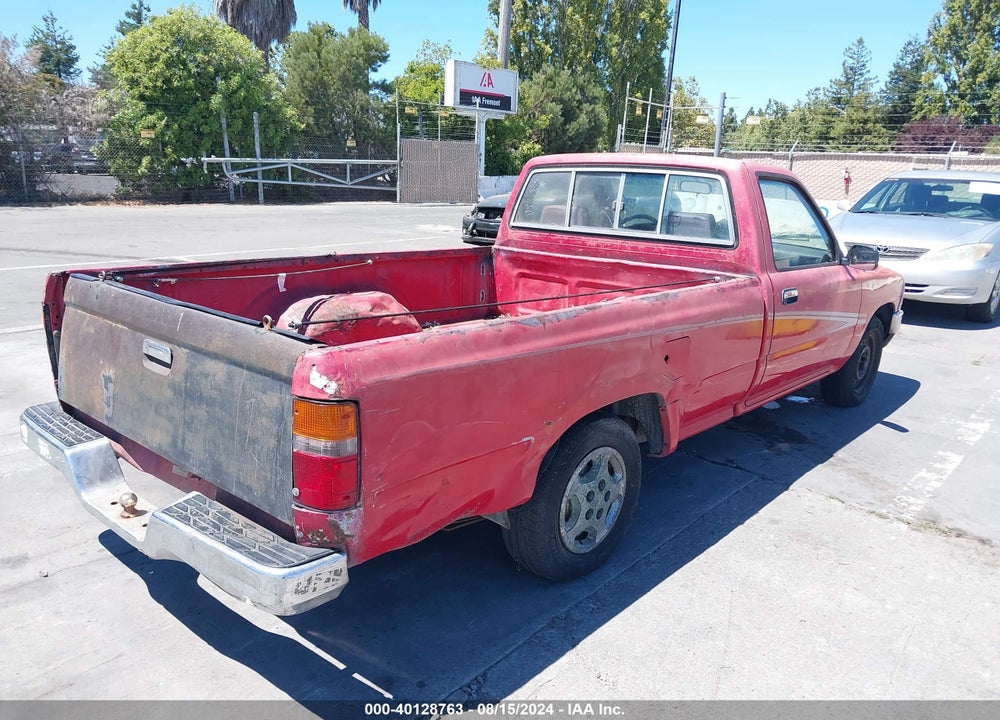 1992 TOYOTA PICKUP 1/2 TON LNG WHEELBASE DLX VIN: JT4RN82P6N5052177