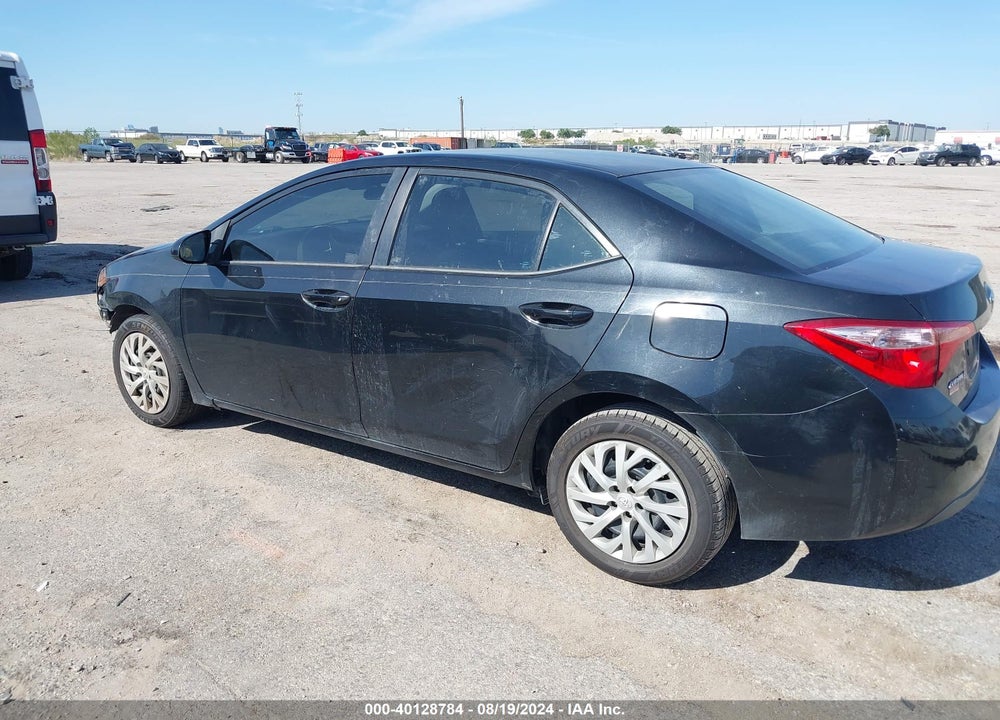 2018 TOYOTA COROLLA LE VIN: 5YFBURHE6JP783480