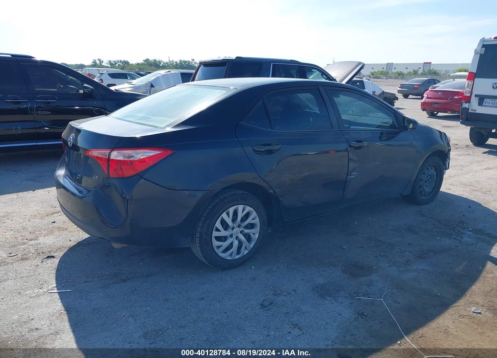 2018 TOYOTA COROLLA LE VIN: 5YFBURHE6JP783480