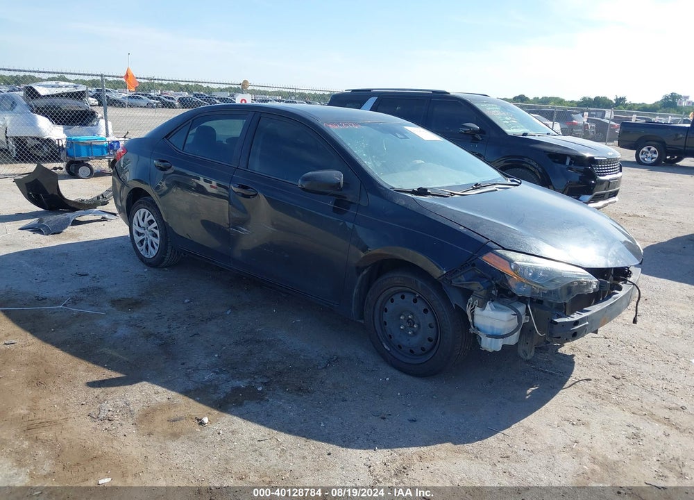 2018 TOYOTA COROLLA LE VIN: 5YFBURHE6JP783480