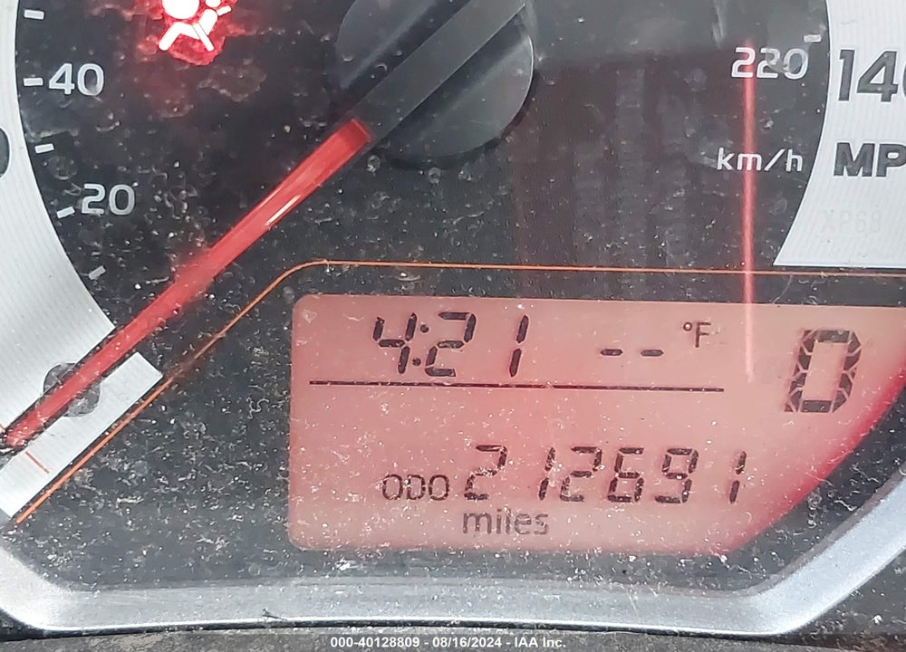 2014 TOYOTA YARIS SE (TMC/CBU PLANT) VIN: JTDKTUD3XED582359
