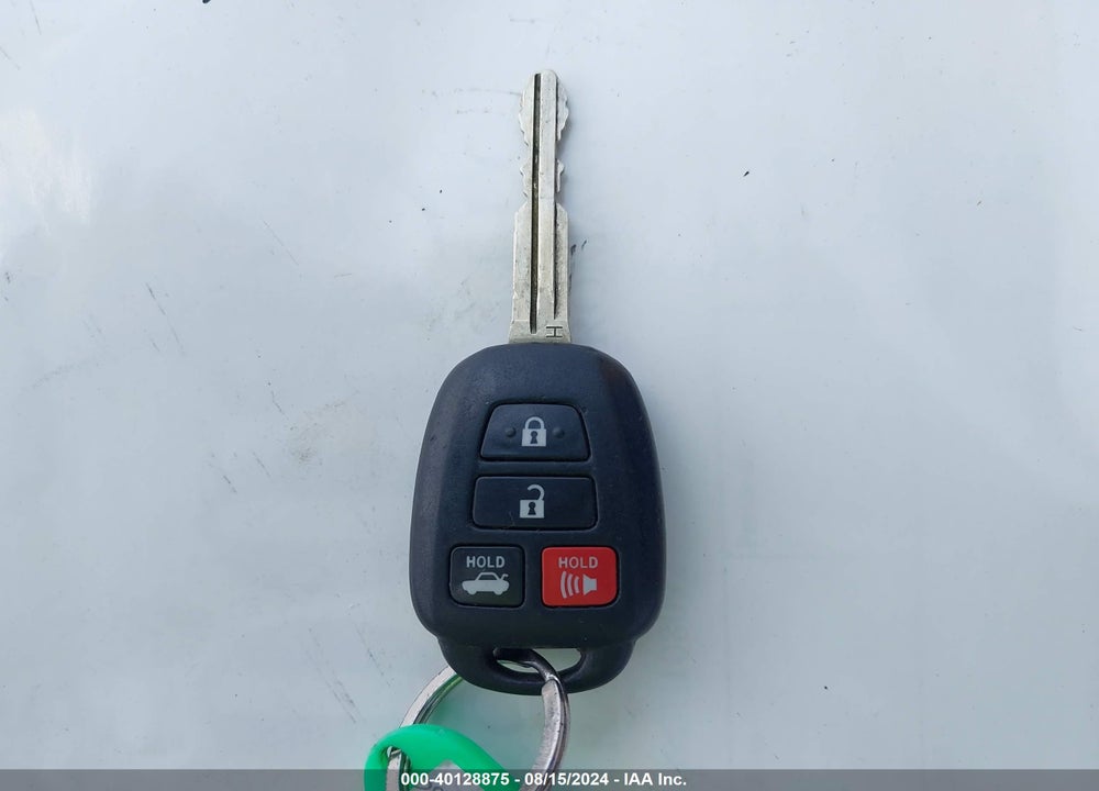 2015 TOYOTA CAMRY SE VIN: 4T1BF1FK8FU910742
