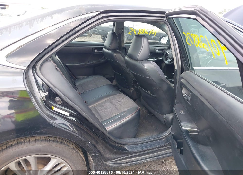 2015 TOYOTA CAMRY SE VIN: 4T1BF1FK8FU910742