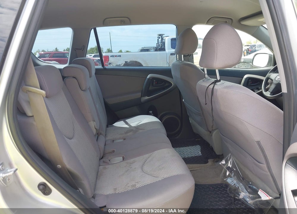 2006 TOYOTA RAV4 VIN: JTMBD33V566020935