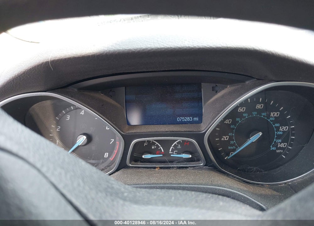 2014 FORD FOCUS SE VIN: 1FADP3K2XEL275321