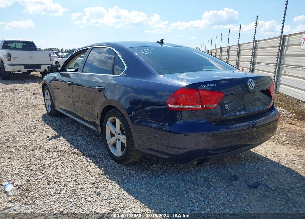 2015 VOLKSWAGEN PASSAT 1.8T LIMITED EDITION VIN: 1VWAT7A35FC110835