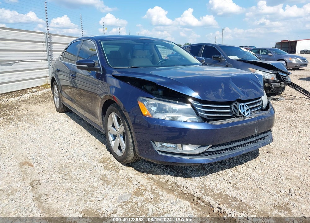 2015 VOLKSWAGEN PASSAT 1.8T LIMITED EDITION VIN: 1VWAT7A35FC110835