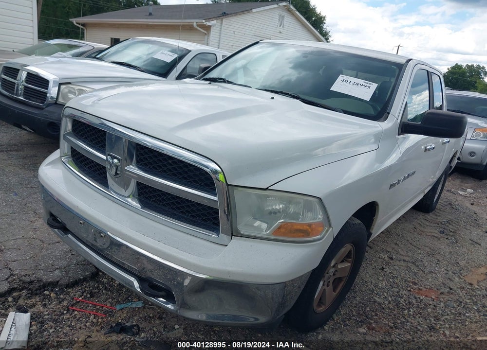 2011 RAM 1500 SLT VIN: 1D7RB1GT3BS629224