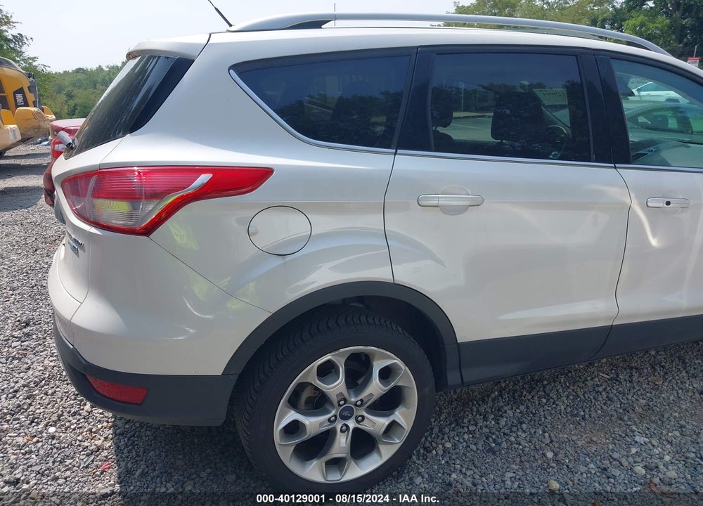 2015 FORD ESCAPE TITANIUM VIN: 1FMCU9J94FUB69924