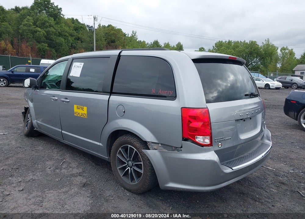 2019 DODGE GRAND CARAVAN VIN: 2C4RDGEG3KR563708