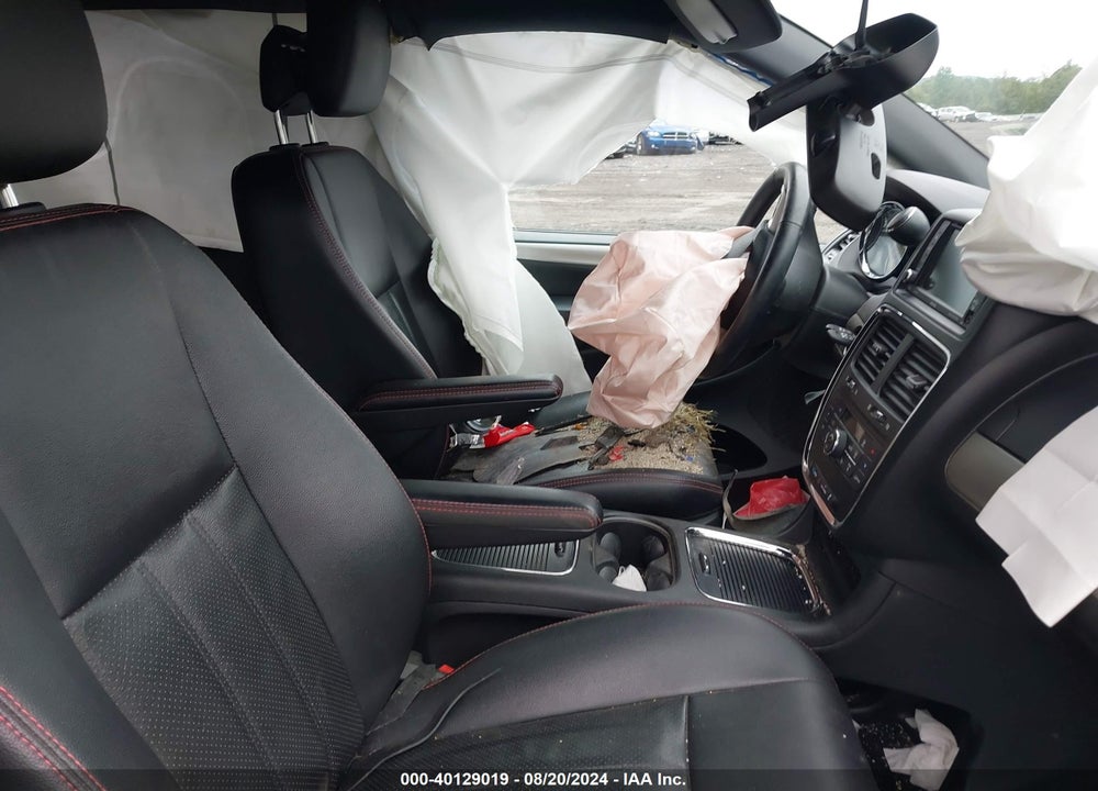 2019 DODGE GRAND CARAVAN VIN: 2C4RDGEG3KR563708