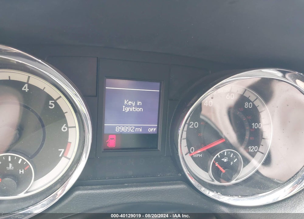 2019 DODGE GRAND CARAVAN VIN: 2C4RDGEG3KR563708