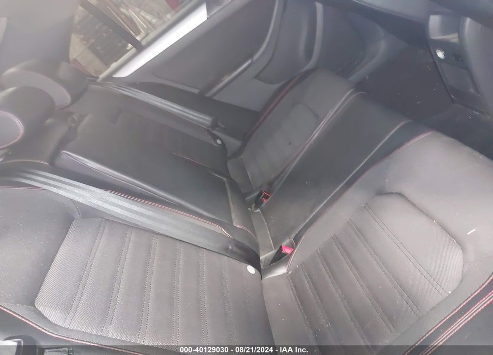 2014 VOLKSWAGEN JETTA GLI VIN: 3VW5T7AJ3EM236768