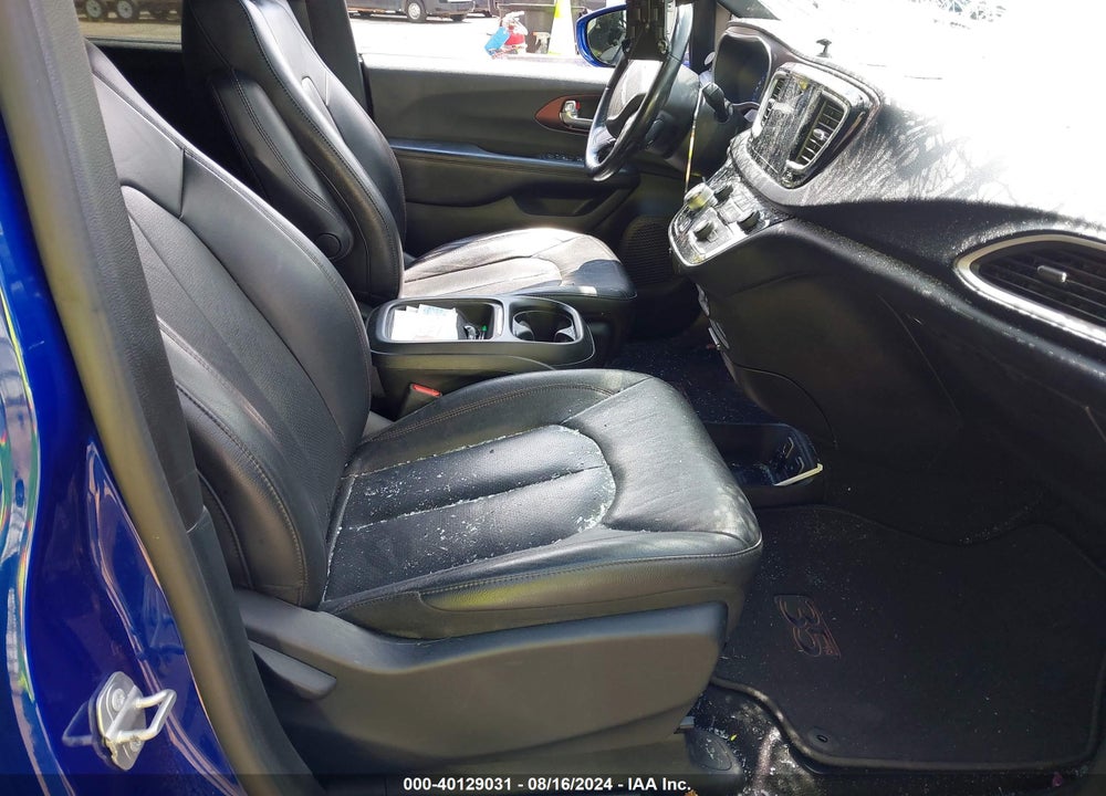 2020 CHRYSLER PACIFICA 35TH ANNIVERSARY TOURING L VIN: 2C4RC1BG5LR137489