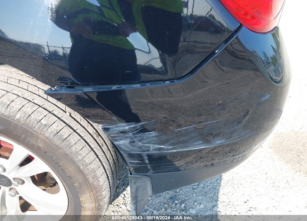 2015 CHEVROLET EQUINOX 1LT VIN: 2GNALBEK8F6121836