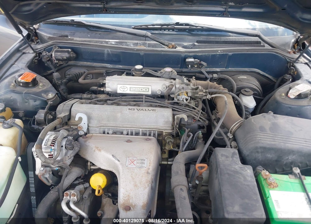 1992 TOYOTA CAMRY LE VIN: JT2SK12E8N0012723