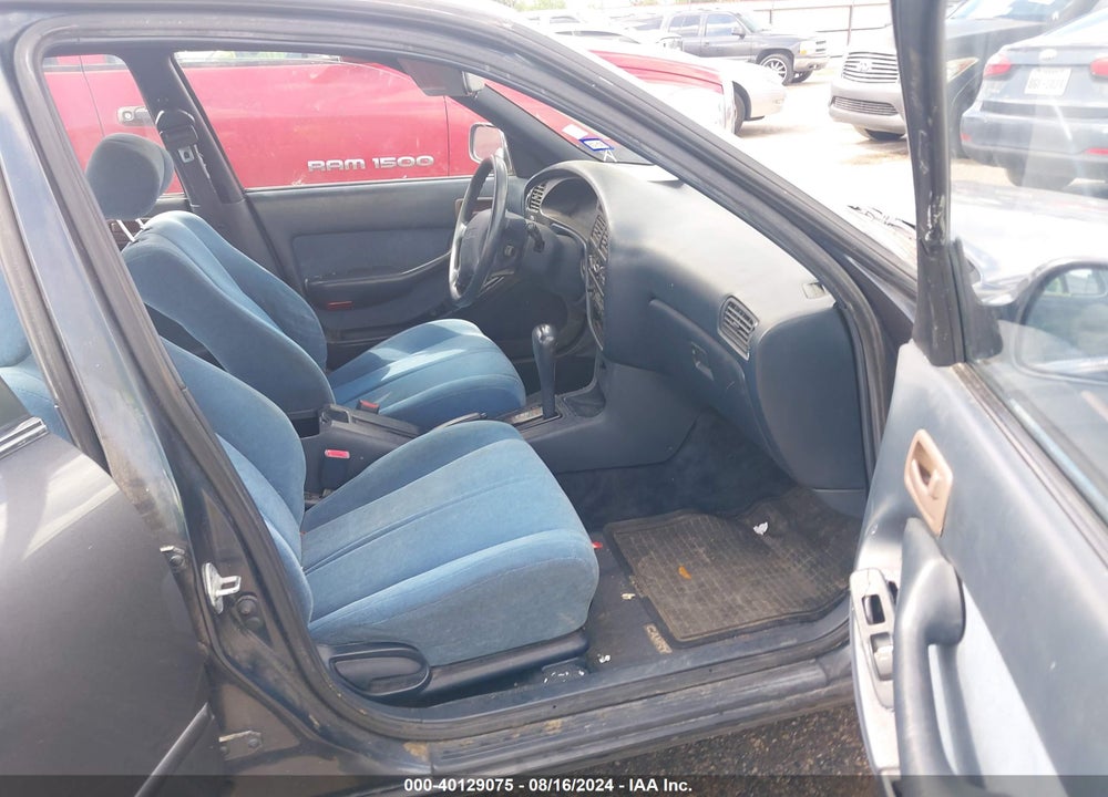 1992 TOYOTA CAMRY LE VIN: JT2SK12E8N0012723
