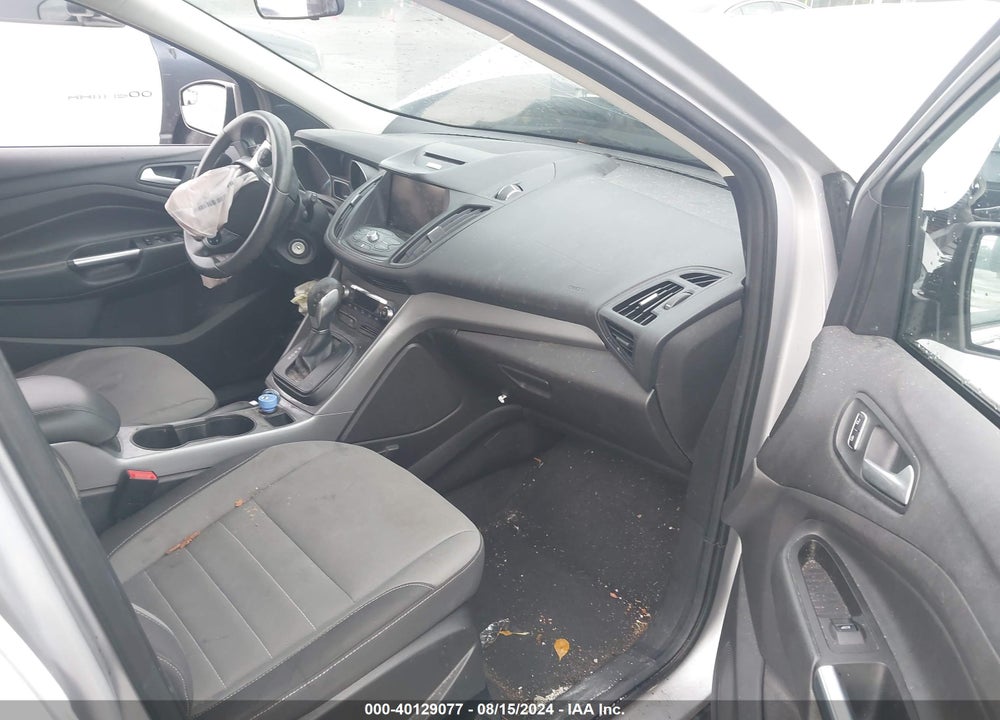 2015 FORD ESCAPE SE VIN: 1FMCU0G91FUC32464