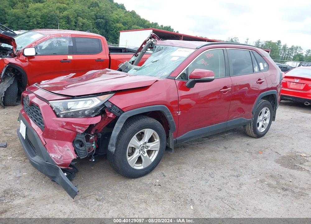 2020 TOYOTA RAV4 XLE VIN: JTMP1RFVXLJ035257