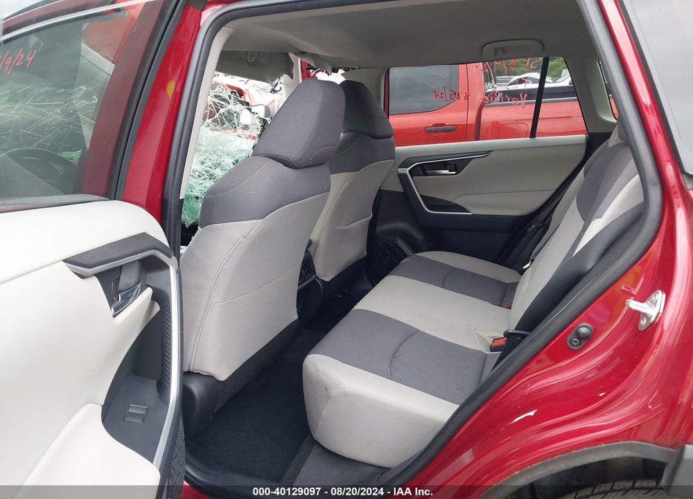2020 TOYOTA RAV4 XLE VIN: JTMP1RFVXLJ035257