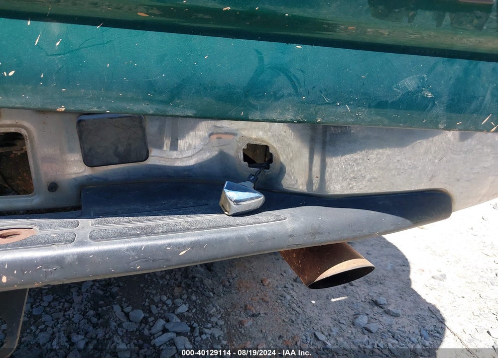 1999 CHEVROLET SILVERADO 2500 VIN: 1GCGK29U8XE149862