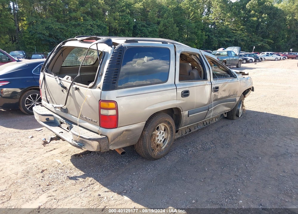 2003 CHEVROLET TAHOE LS VIN: 1GNEC13V43R151053