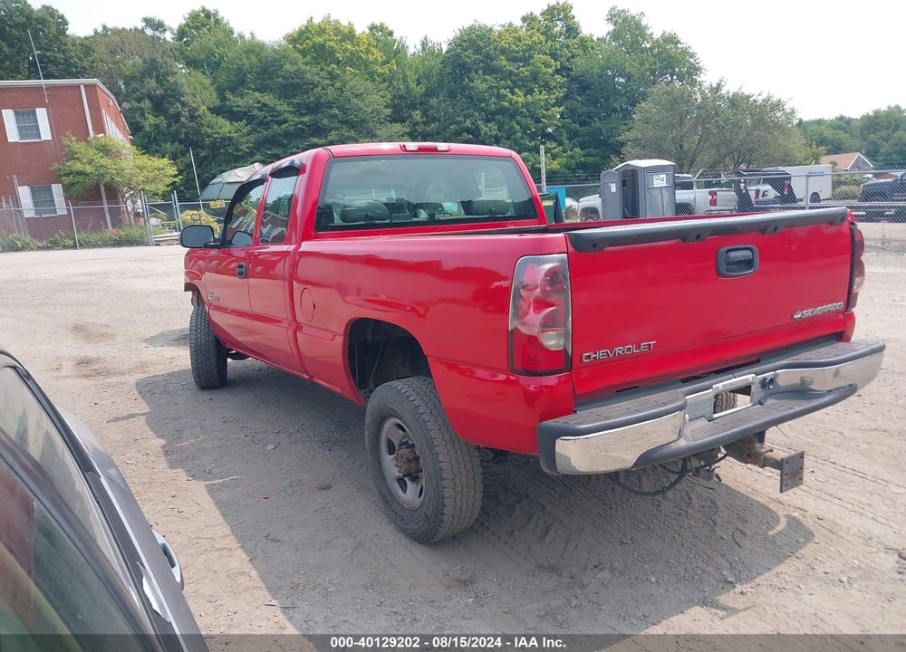 2006 CHEVROLET SILVERADO 2500HD WORK TRUCK VIN: 1GCHK29DX6E245429
