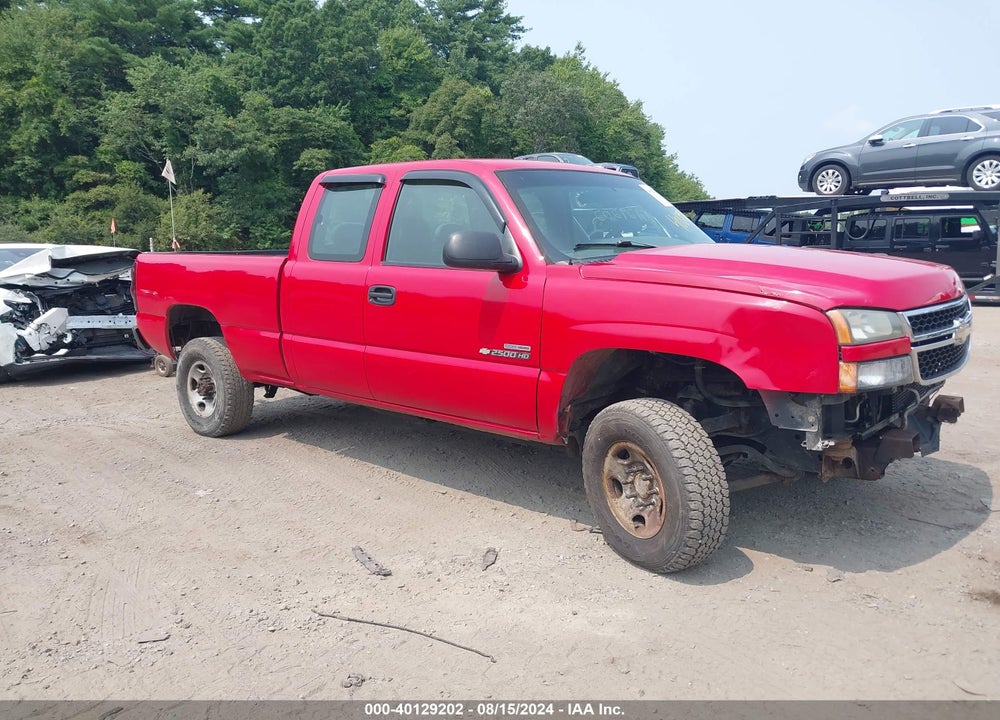 2006 CHEVROLET SILVERADO 2500HD WORK TRUCK VIN: 1GCHK29DX6E245429