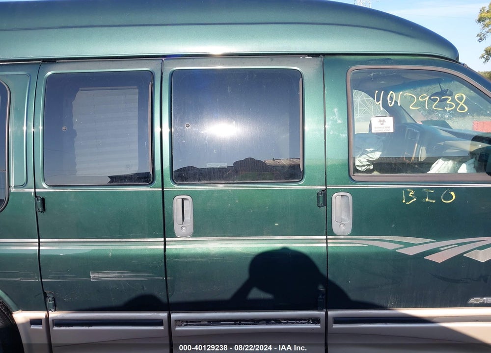 2002 CHEVROLET EXPRESS VIN: 1GBFG15R121104534